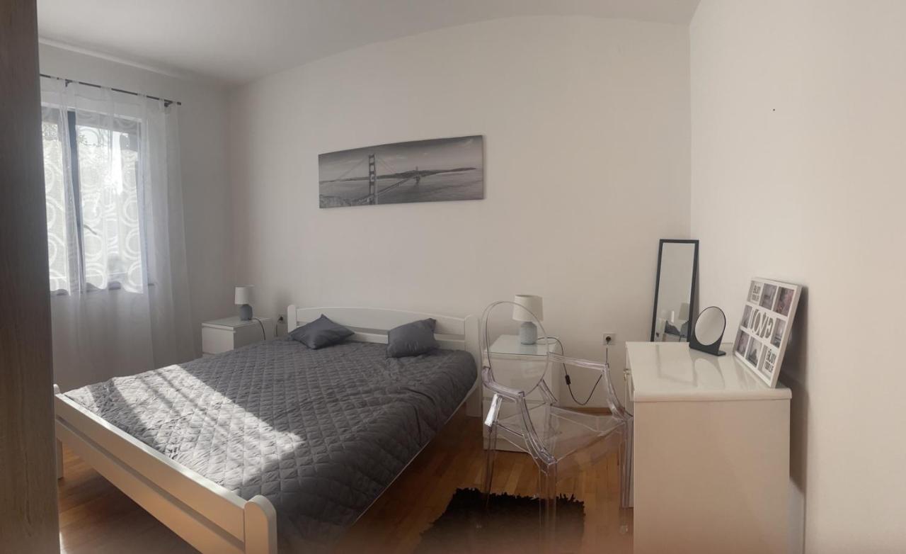 Apartment Greta Лабин Екстер'єр фото