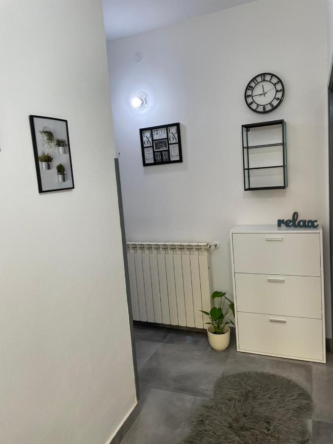 Apartment Greta Лабин Екстер'єр фото
